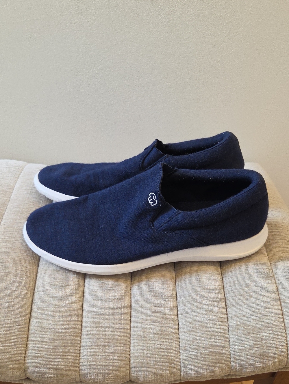 Men's Size 11, Merinos Slip-On Casual Sneakers in Navy